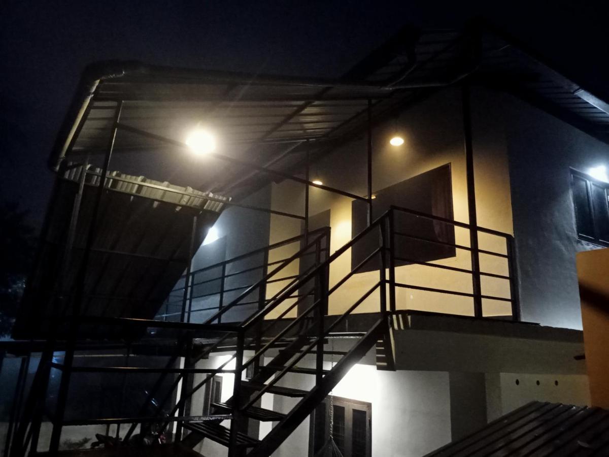 La Casa De Alexa Homestay Idukki Luaran gambar